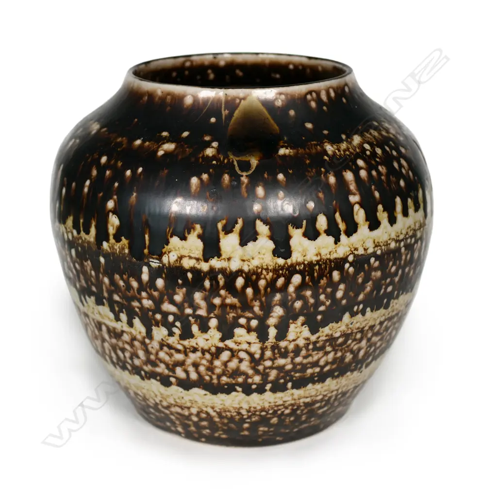 Peter Stichbury Crum Brickworks salt glazed vase Image 1++