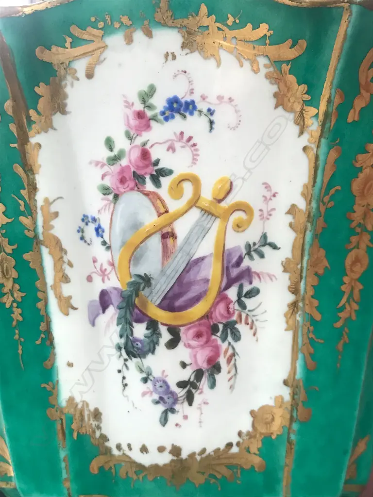 A pair of Louis XVI 18thC Sèvres green-ground ‘Vases Hollandois’, Image 1++