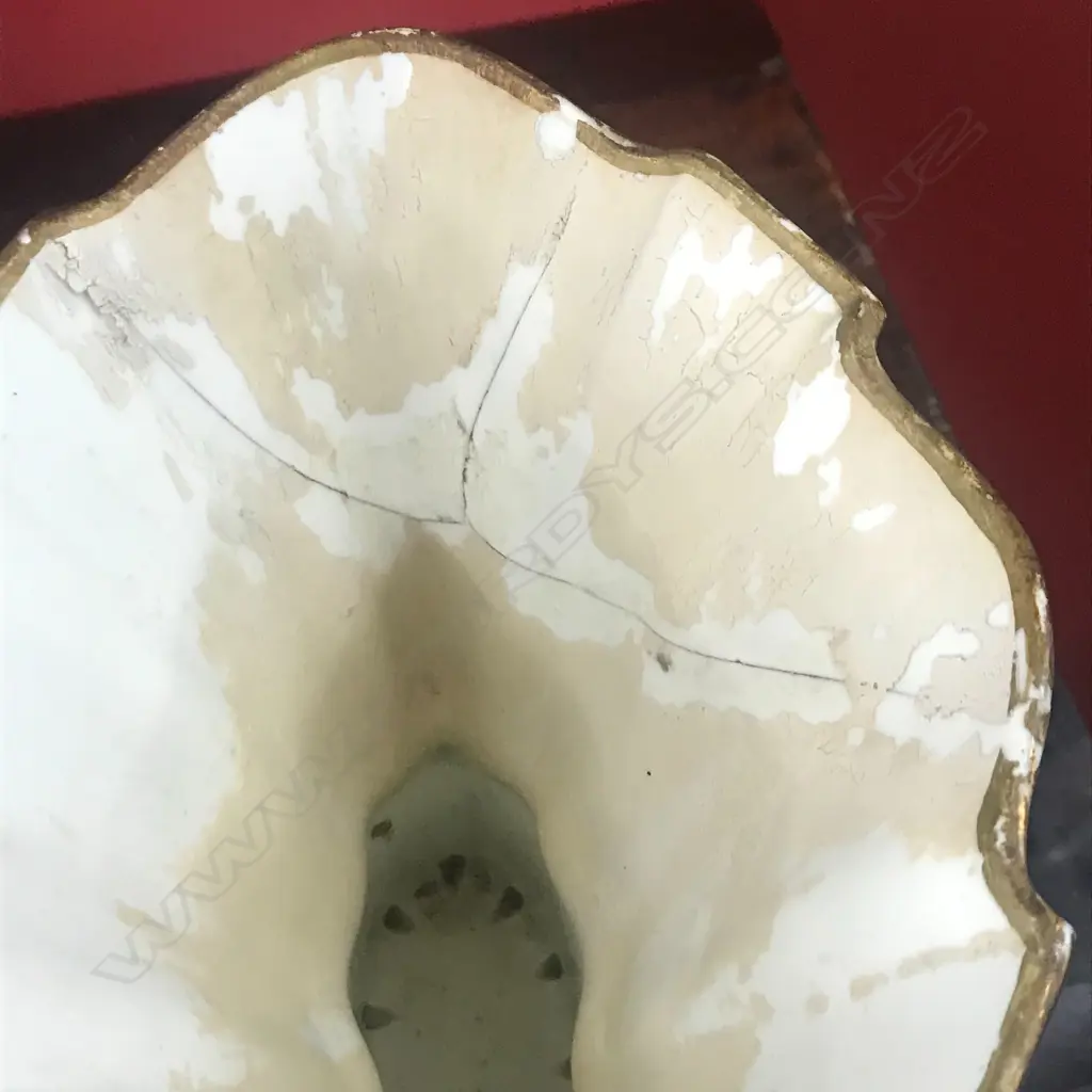 A pair of Louis XVI 18thC Sèvres green-ground ‘Vases Hollandois’, Image 1++