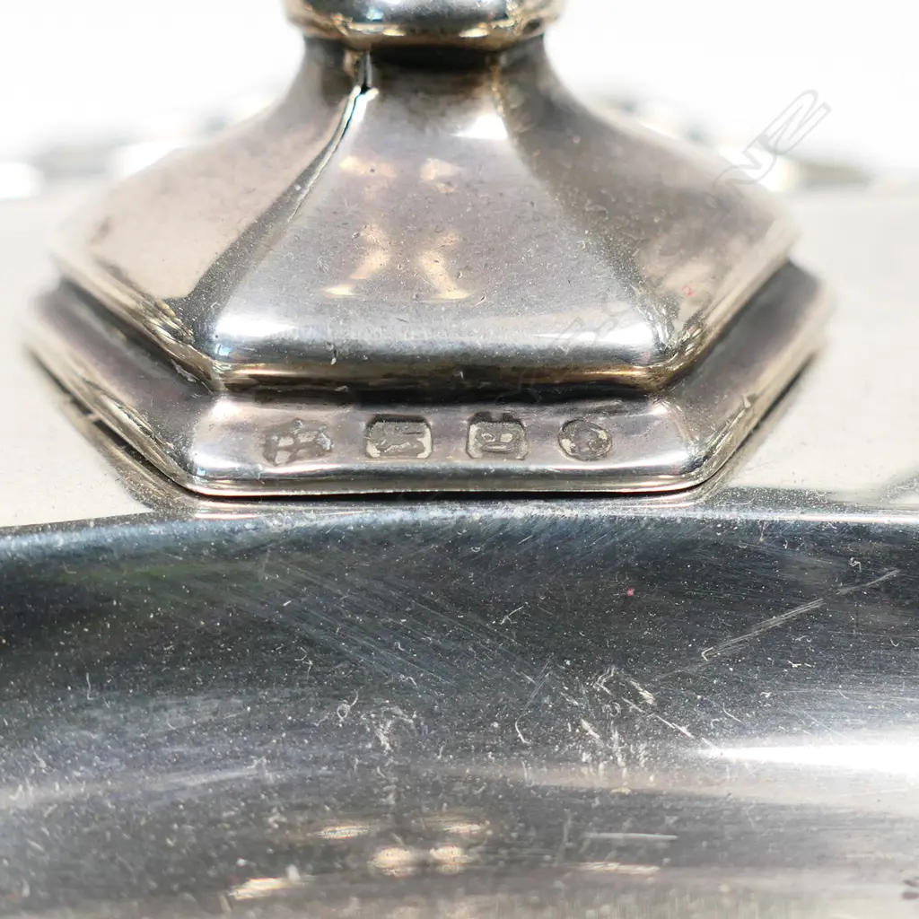 A Victorian silver desk standish, by Henry Wilkinson & Co., Sheffield 1856. 333gm Image 1++