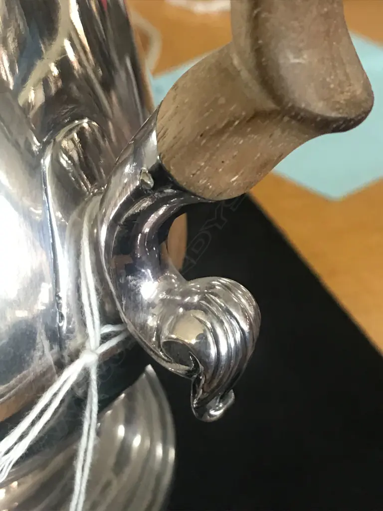 A George III silver coffee pot, London 1775 by William Grundy. 786gm., Image 1++