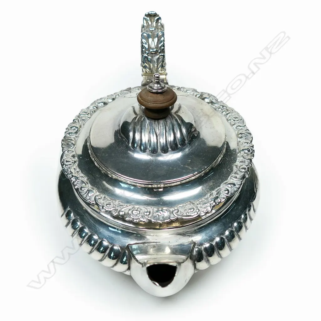 A George IV silver bachelor's teapot, London 1827 by J E Terrey & Co (John Edward Terry). 439gm. Image 1++