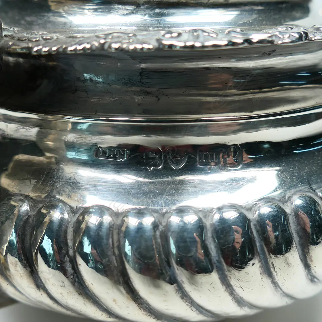 A George IV silver bachelor's teapot, London 1827 by J E Terrey & Co (John Edward Terry). 439gm. Image 1++