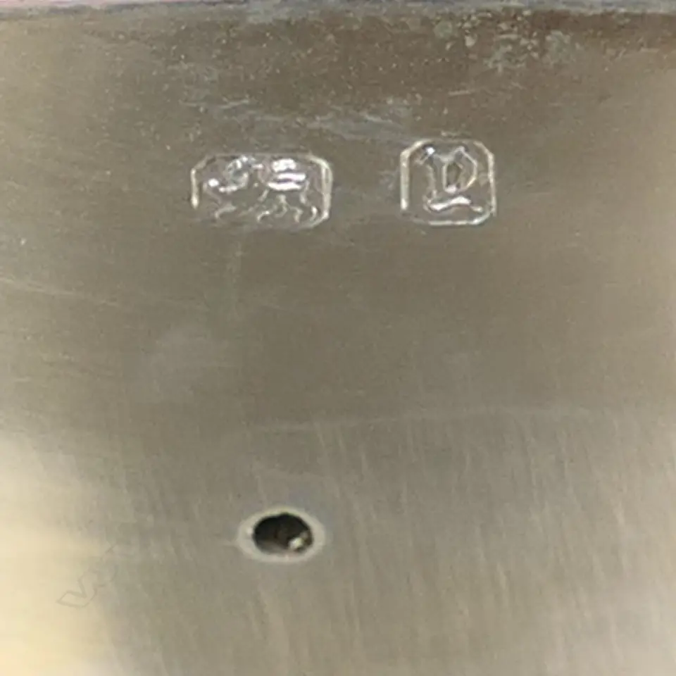 A small Victorian silver tea caddy, by Deakin & Francis, Birmingham 1875. 115gm. Image 1++