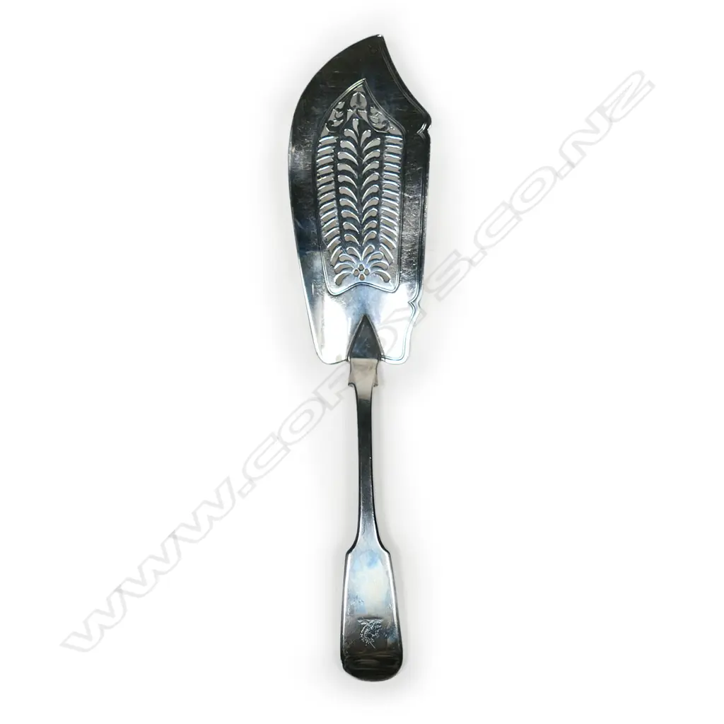 A Wm. IV silver fish slice, by William Eaton, London 1832. 138gm, Image 1++