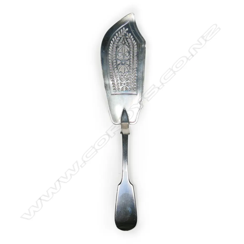 A Wm. IV silver fish slice, by William Eaton, London 1834. 170gm. Image 1++