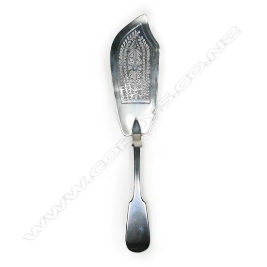 A Wm. IV silver fish slice, by William Eaton, London 1834. 170gm.