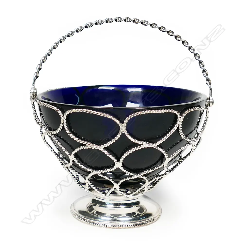 A Victorian silver sweet meats basket, by Thomas Henry Francis & Frederick Francis, London 1853, Image 1++