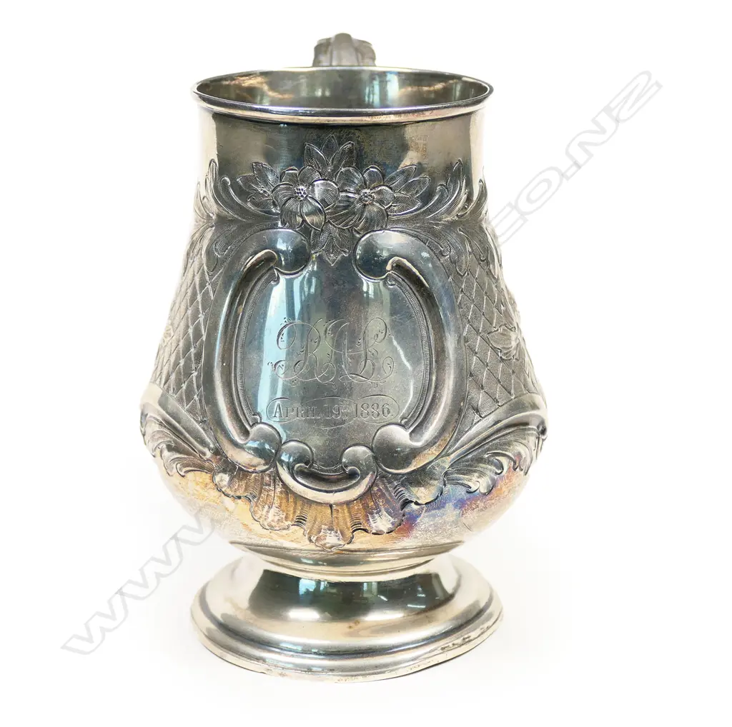 A Victorian silver baluster mug, Sheffield 1875 by Jehoiada Alsop Rhodes. 257gm. Image 1++