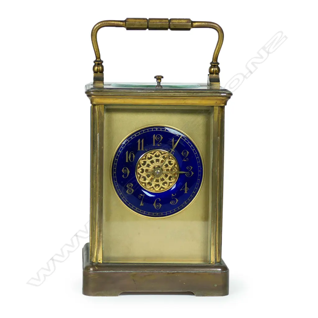 A 19thC French brass repeating carriage clock Image 1++