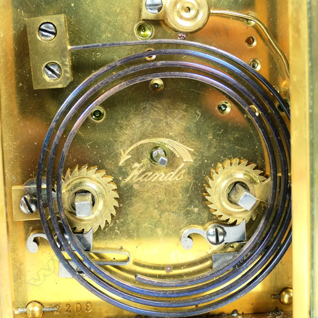 A 19thC French brass repeating carriage clock Image 1++