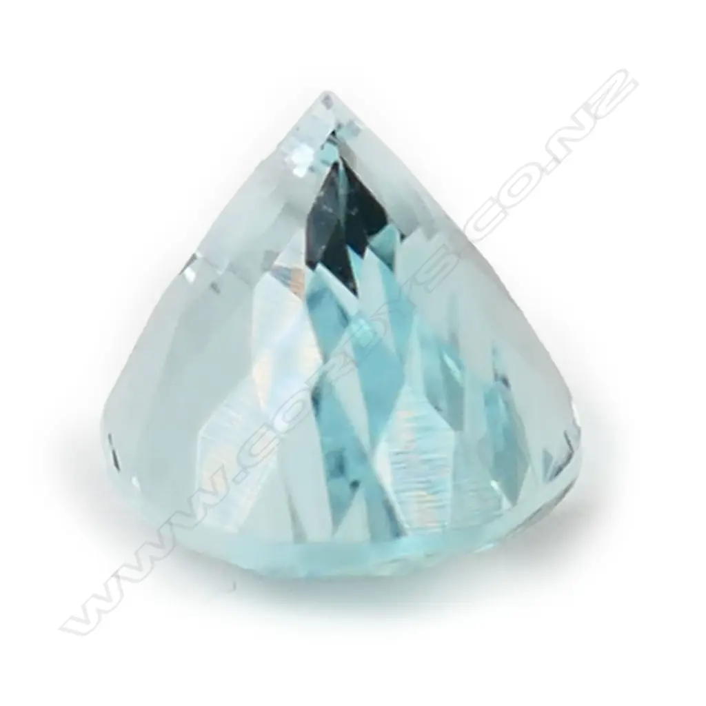 An unset 6.99ct.aquamarine gemstone, Image 1++