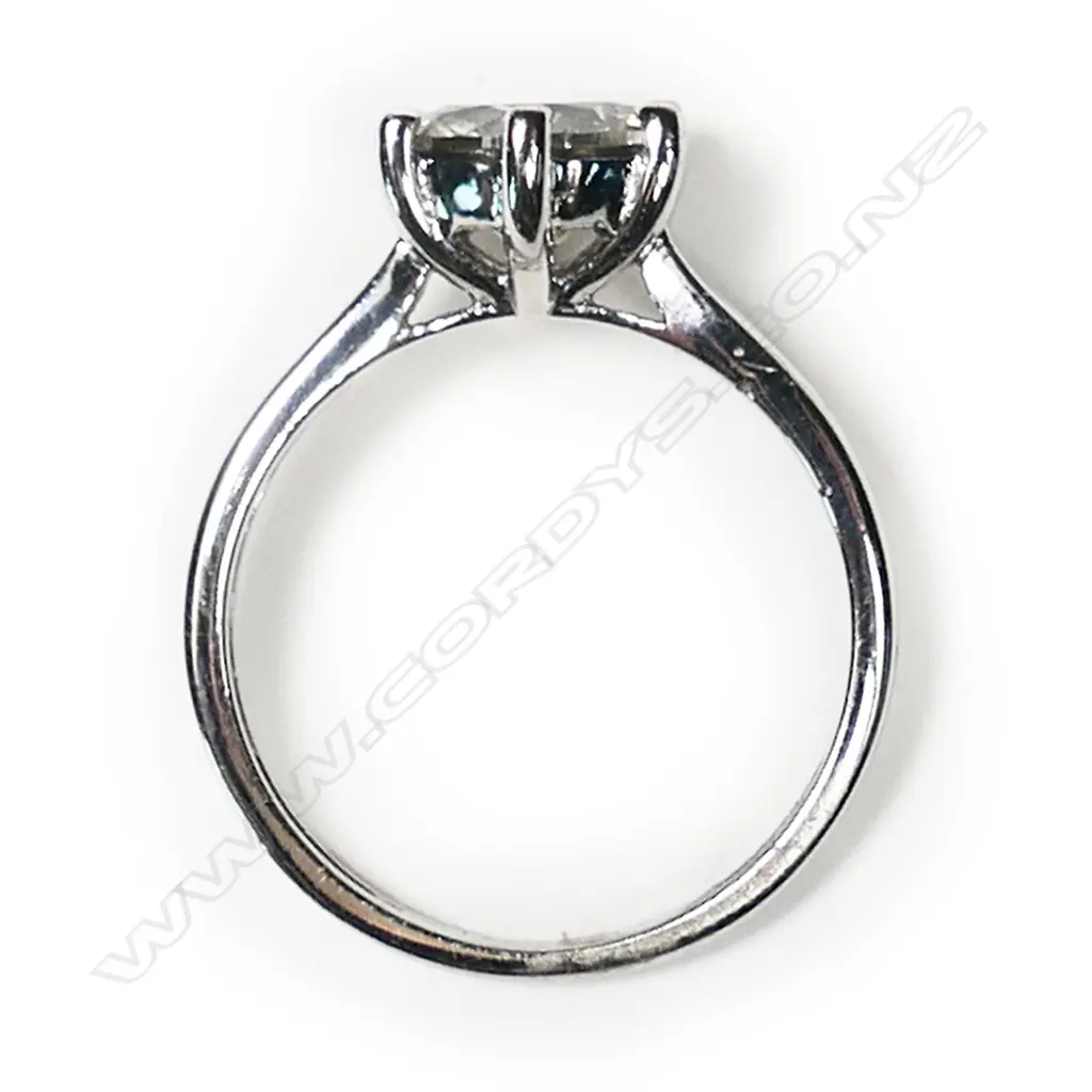 A 14K white gold and 1.52ct diamond solitaire ring, Image 1++