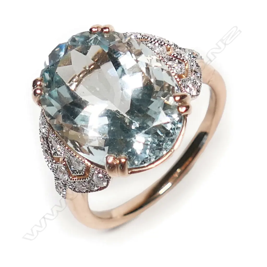 A 14ct rose gold, aquamarine and diamond ring, Image 1++