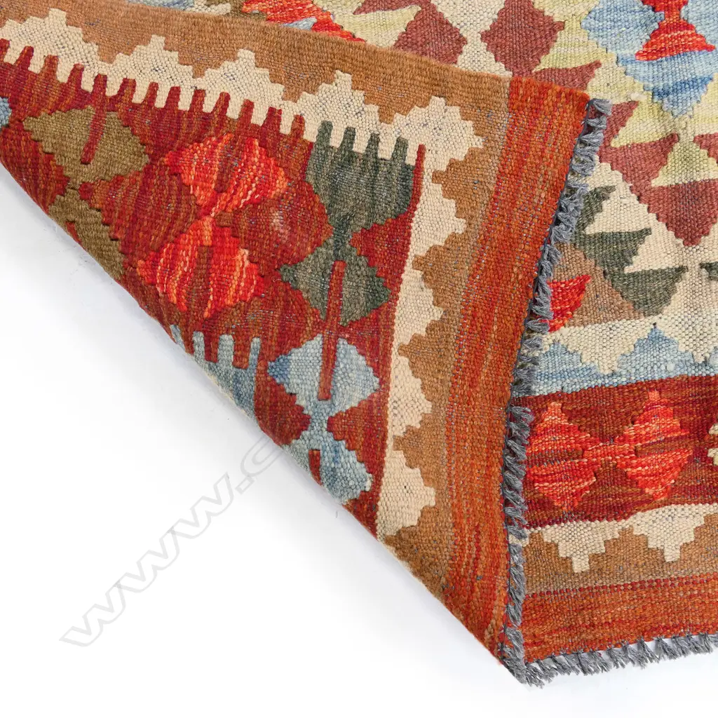 A woven Kilim, 200 x 125cm Image 1++