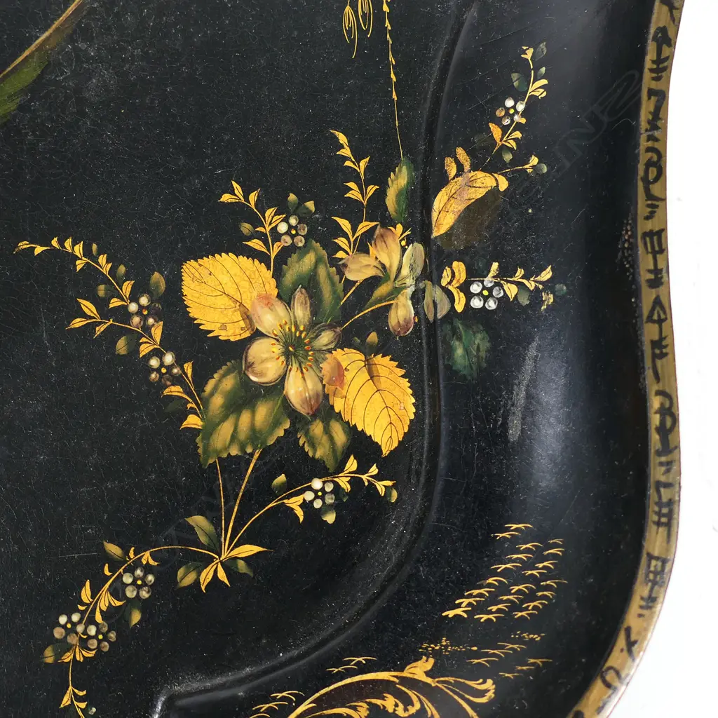A 19thC black-ground papier maché tray, in exceptional condition, Image 1++
