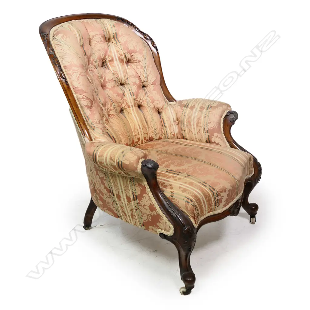 A Victorian walnut grandfather chair Image 1++