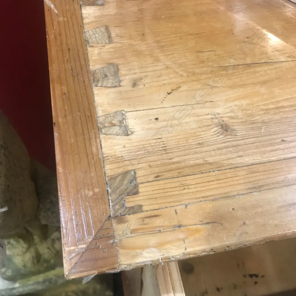 A grandly proportioned, pine multi drawer housekeeper’s chest of twelve drawers, Image 1++