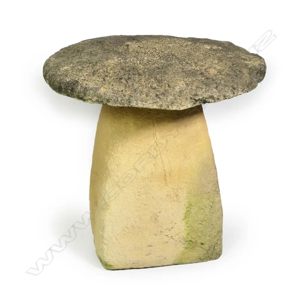 A Church Stone staddle stone, Image 1++