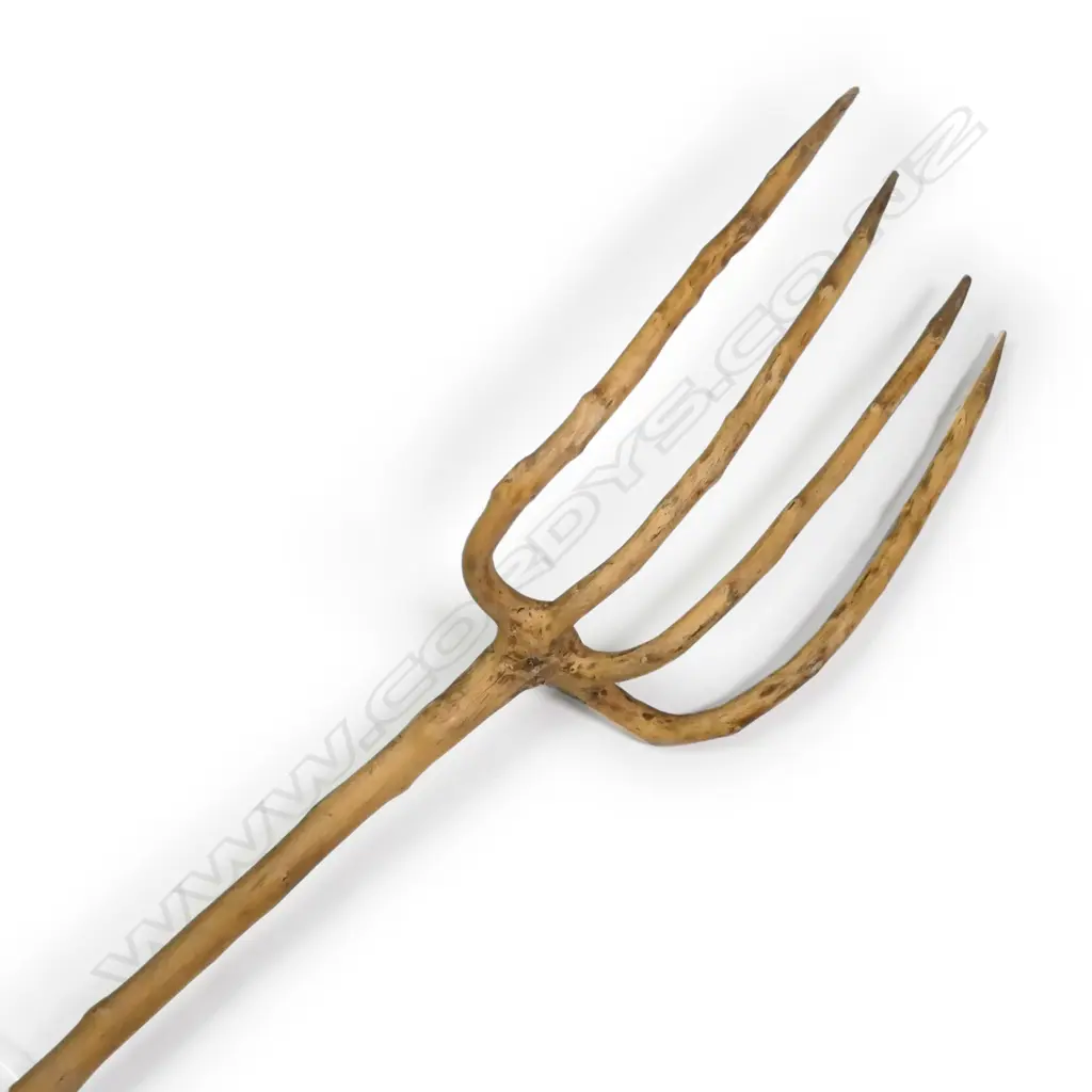 An uncommon 19thC country rake, Image 1++