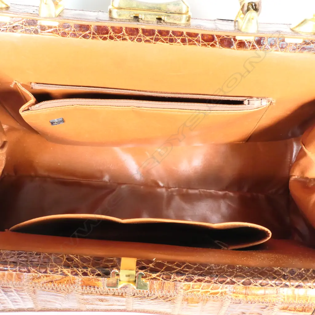 A substantial vintage crocodile travelling bag, Image 1++