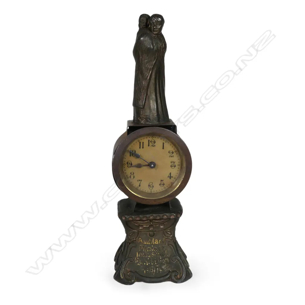 A rare early 20thC bronzed spelter Māori figured Auckland Exhibition clock, Image 1++