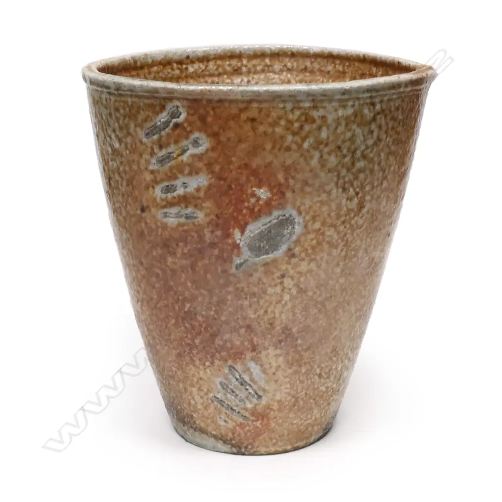 Chester Nealie anagama crucible/beaker size '3', Image 1++