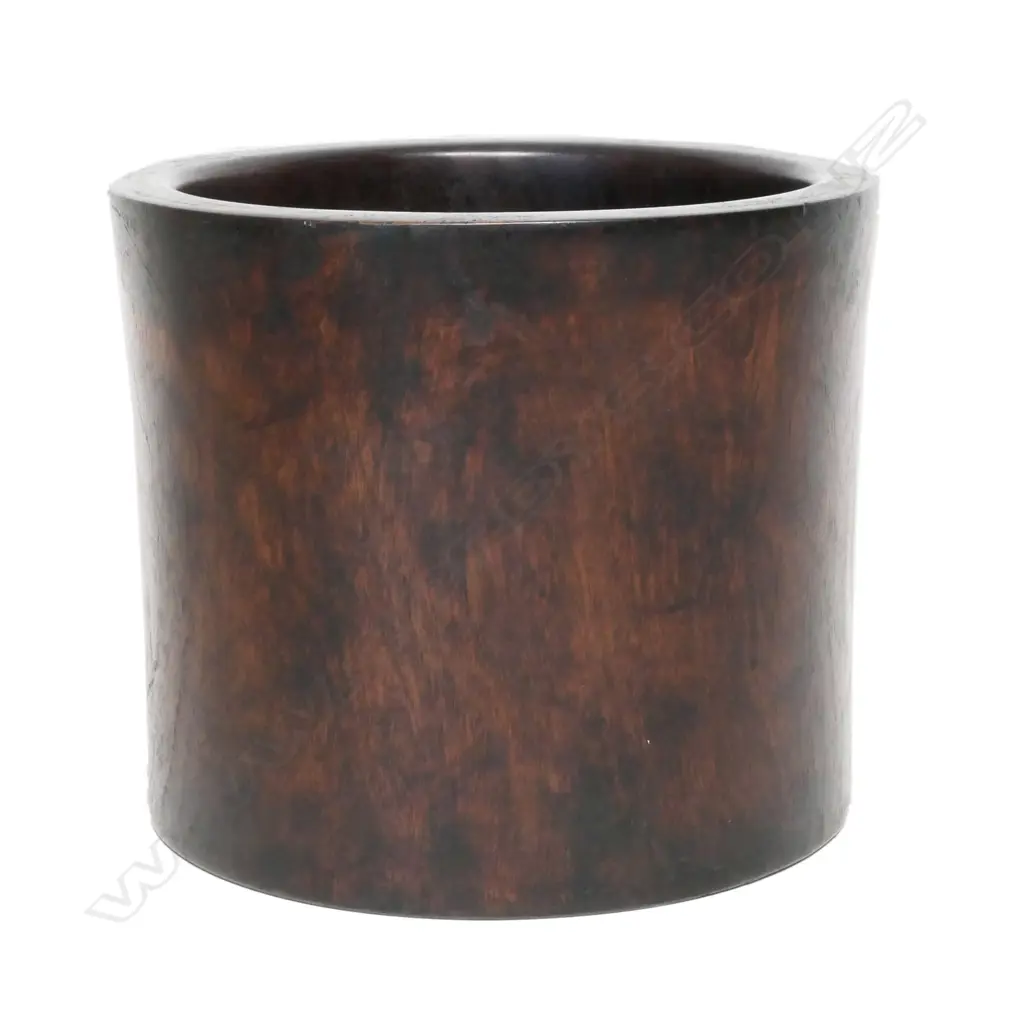 A Chinese very large huanghuali brush holder Image 1++