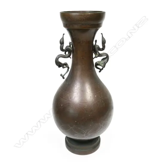 A 19thC Chinese bronze and silver inlaid vase