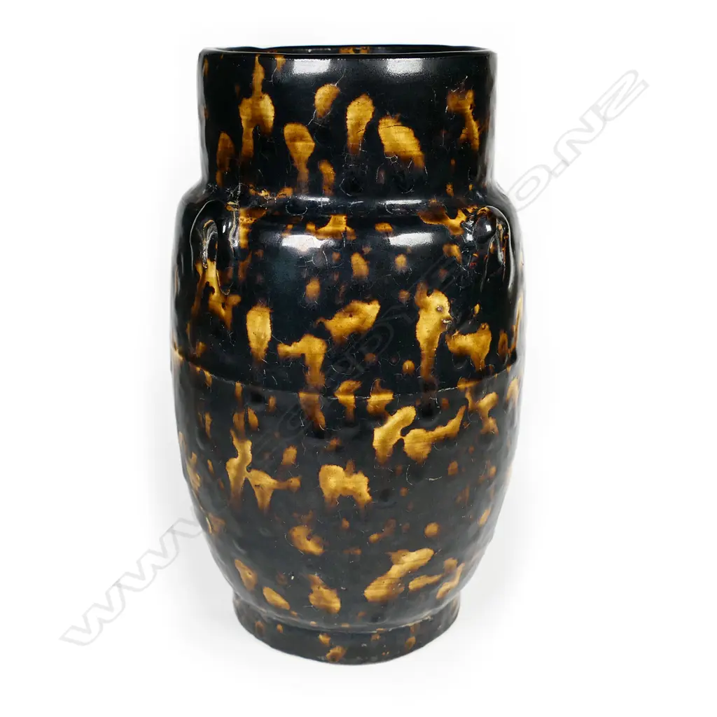 A Jizhou 'tortoiseshell' glazed jar/vase in 13thC Southern Song style, Image 1++