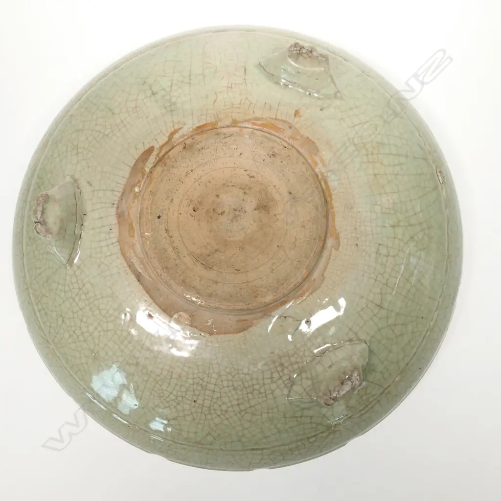 A Ming Dynasty Longquan celadon tripod censer Image 1++