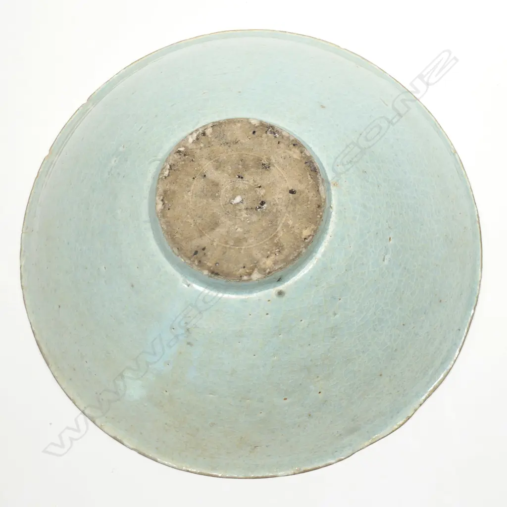 An old Chinese bowl Image 1++
