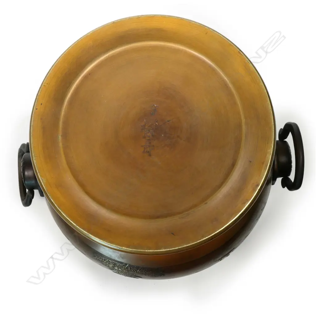 A quality Japanese Taisho period bronze hibachi, Image 1++