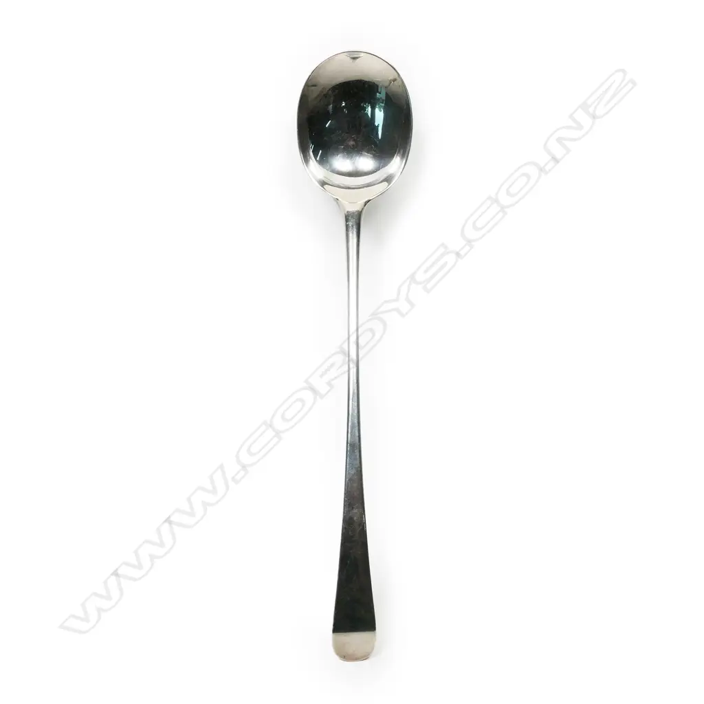 A George III silver long handled spoon, Image 1++