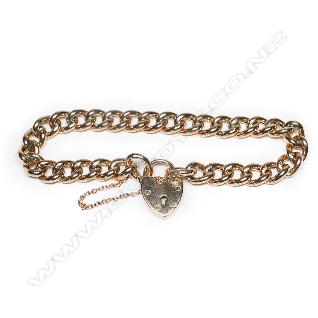 A c.1900 9ct rose gold curb link bracelet, Image 1++