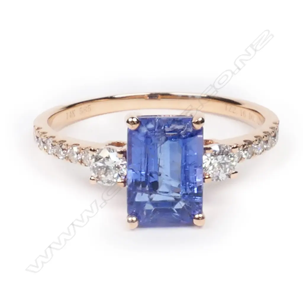 A 14ct rose gold, tanzanite and diamond ring, Image 1++