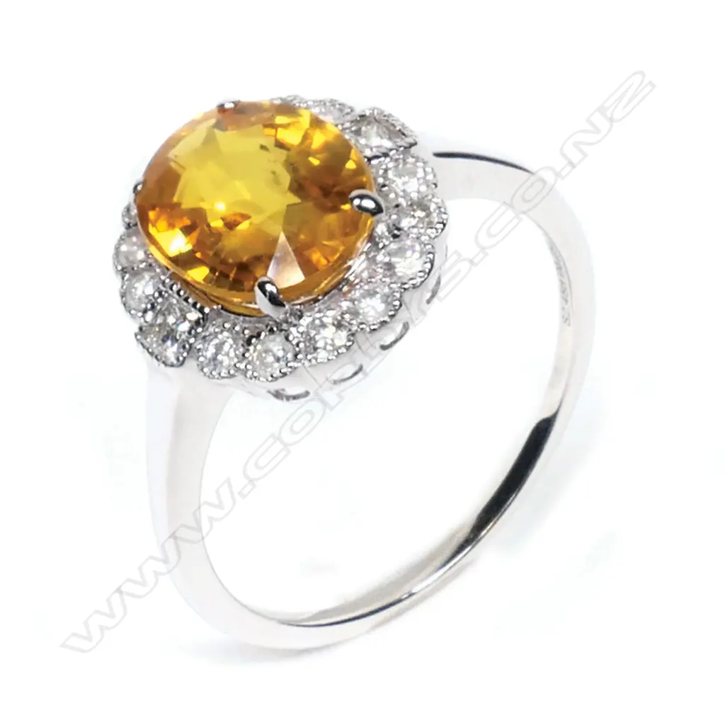 A 14ct white gold yellow sapphire and diamond antique style ring, Image 1++