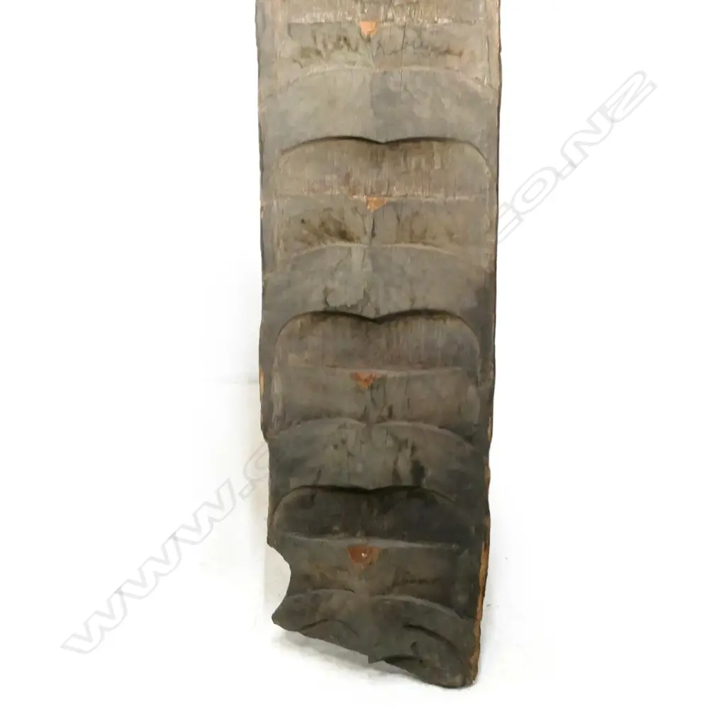 An uncommon old tribal Pacific/Melanesian hardwood slab step ladder, Image 1++