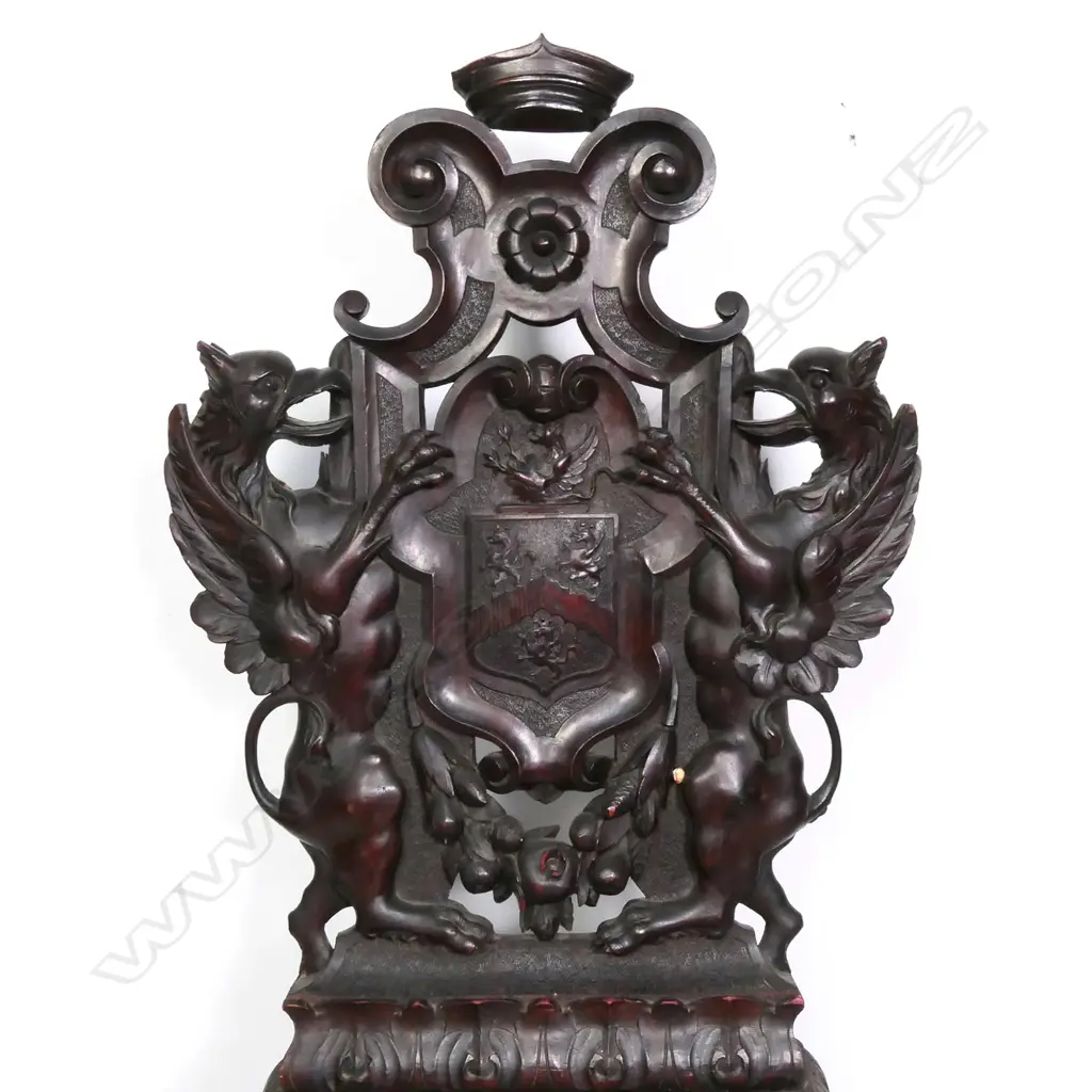 A late 19thC walnut Black Forest carved hall chair, Image 1++