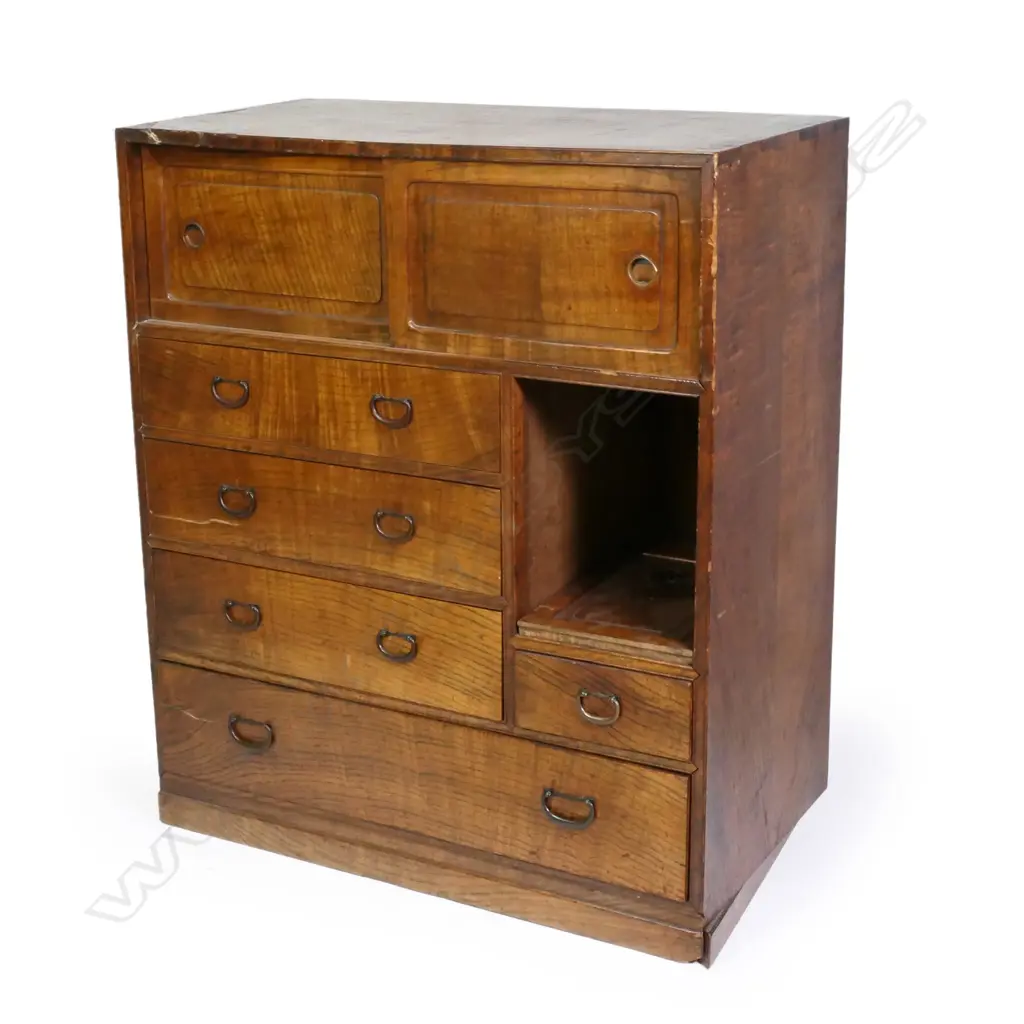 A c1900 Japanese Kodansu bedside chest, Image 1++
