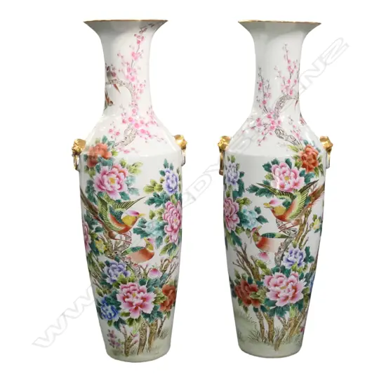A pair of large and impressive 20thC Chinese floor standing vases,
