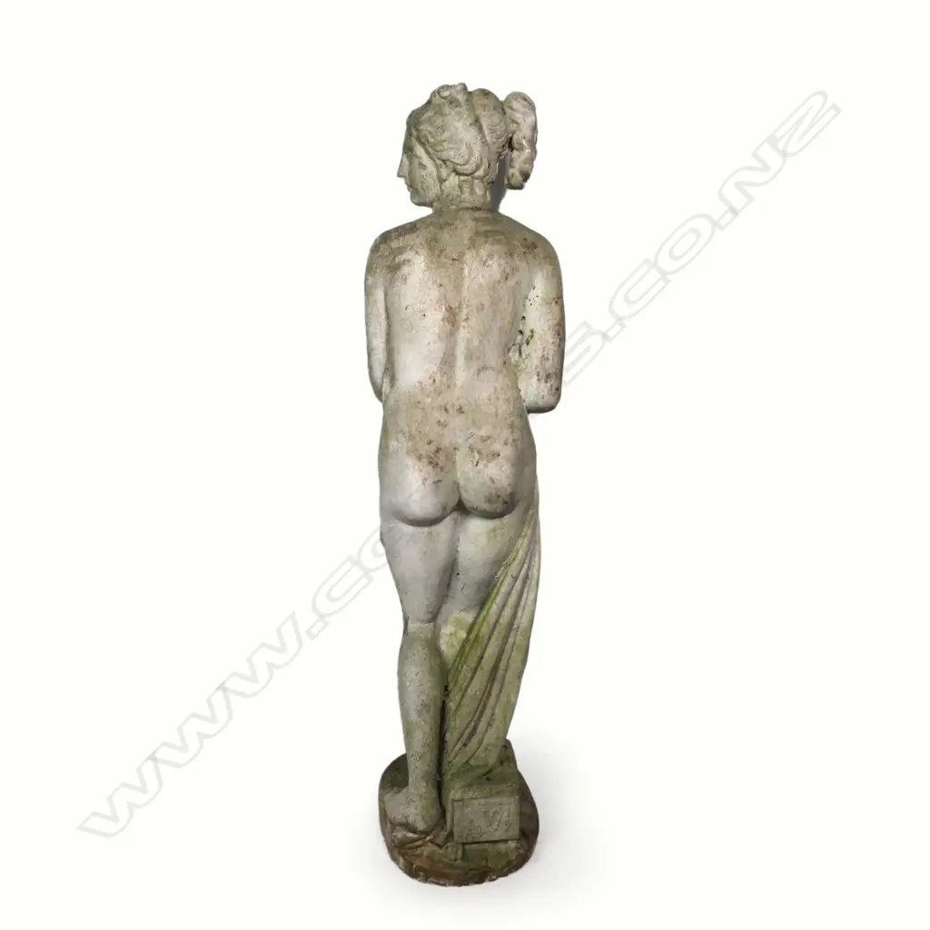 A concrete garden statue, 'Venus of the Bath' (after Canova), Image 1++