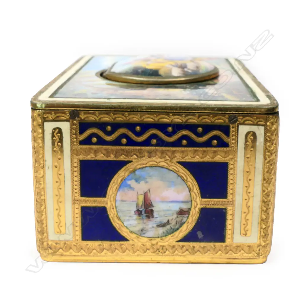A rare German gilt-metal and enamelled singing-bird box attributed to Karl Griesbaum, Image 1++