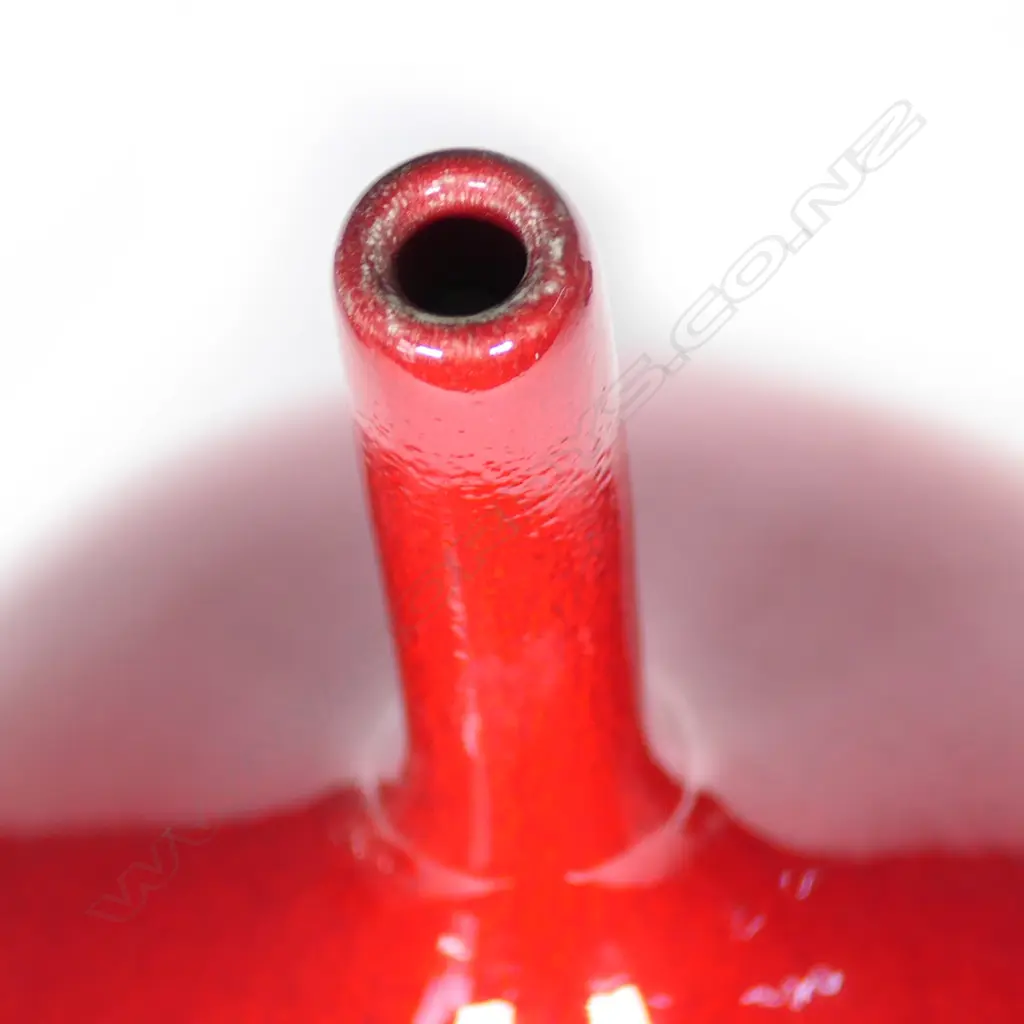 A Graham Ambrose porcelain vase, Image 1++