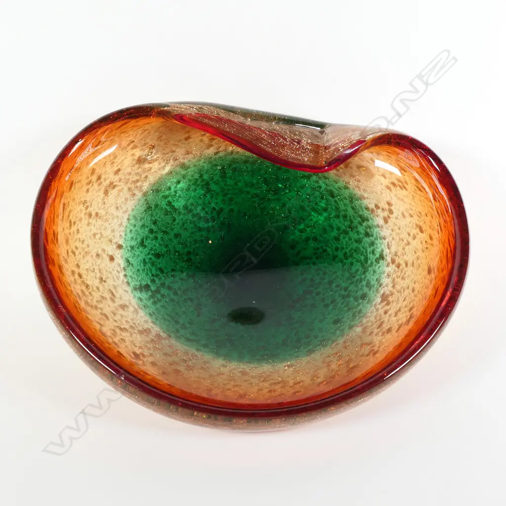 A vintage Murano art glass dish, Image 1++