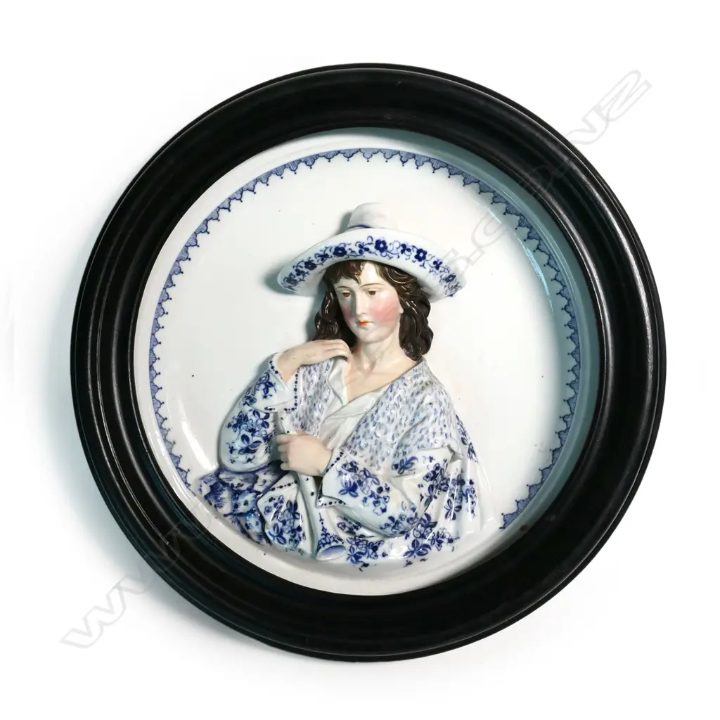 A 19thC Meissen style porcelain wall plaque, Image 1++
