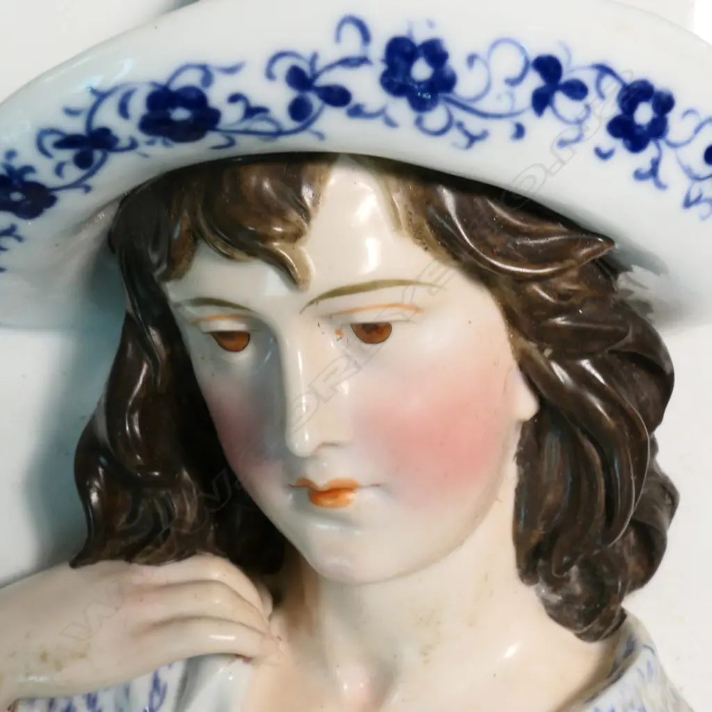 A 19thC Meissen style porcelain wall plaque, Image 1++