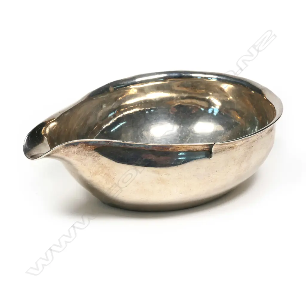 A George II silver pap boat, Image 1++