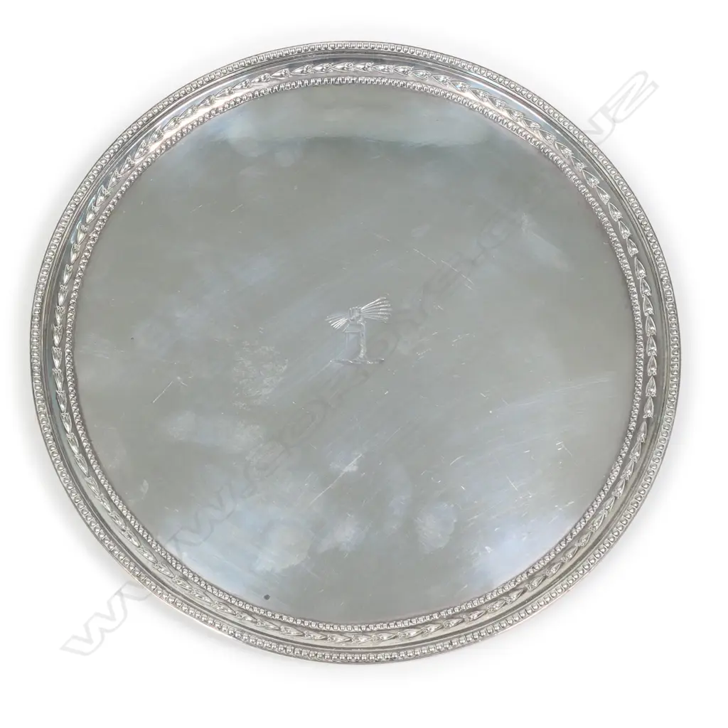 A late George III silver salver, Image 1++