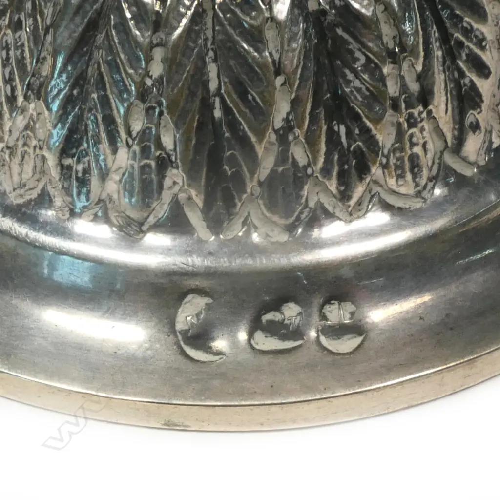 A rare pair of 18thC German Nuremberg silver lidded tea caddies, Image 1++